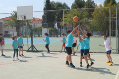 El alumnado disfruta del tradicional encuentro deportivo Da del Baln